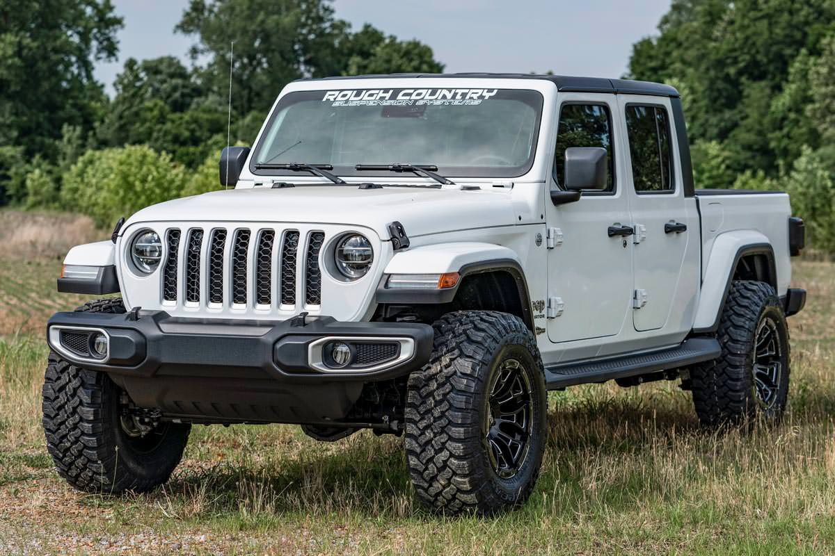 Rough Country (64870) 2.5 Inch Leveling Kits | Springs | V2 | Jeep Gladiator JT (20-23)