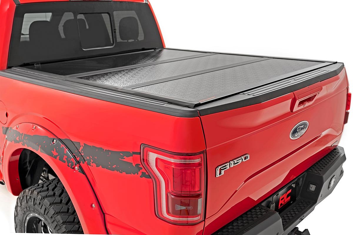Rough Country (47214651) Hard Low Profile Bed Cover | 6'10" Bed | Ford F-250/F-350 Super Duty (08-16)