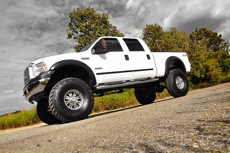 Rough Country (488.20) 8 Inch Lift Kit | Ford F-250/F-350 Super Duty 4WD (1999-2004)