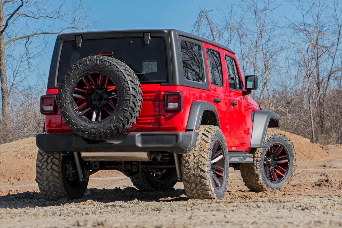 Rough Country (69150) 3.5 Inch Lift Kit | Adj LCA | FR D/S | Vertex | Jeep Wrangler Unlimited Rubicon (18-23)