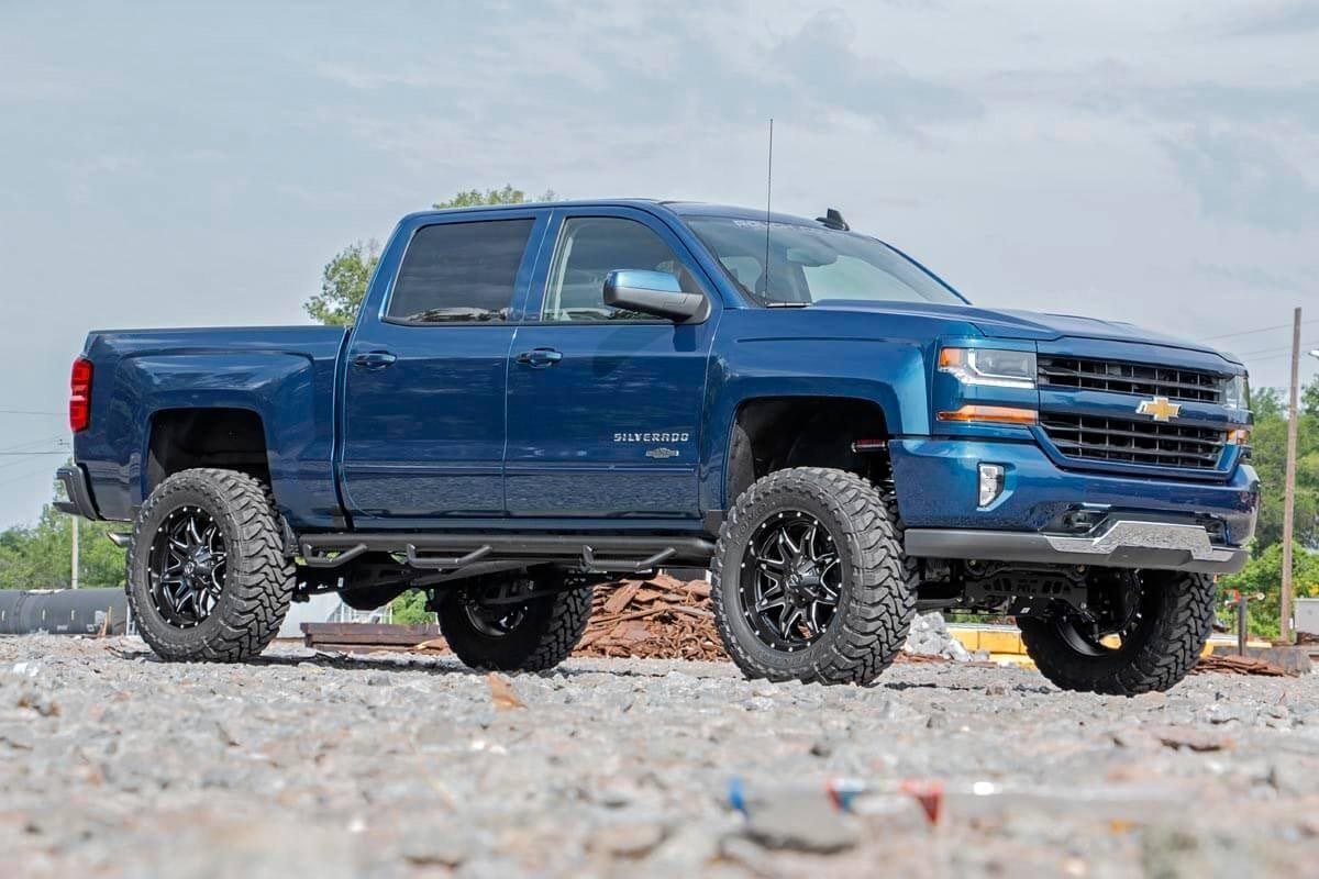 Rough Country (23750) 7 Inch Lift Kit | Cast Steel | Vertex | Chevy/GMC 1500 (14-18)