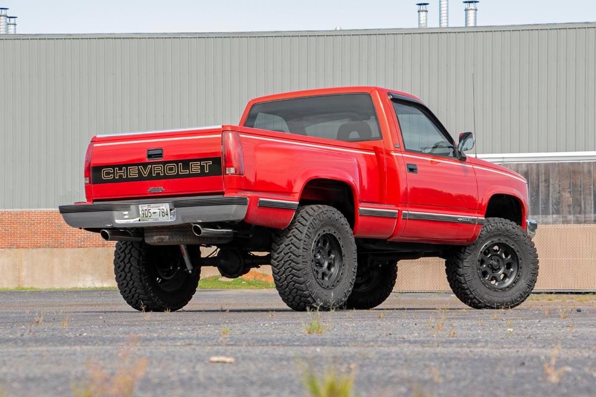Rough Country (27130) 6 Inch Lift Kit | Chevy C1500/K1500 Truck 2WD (1988-1999)