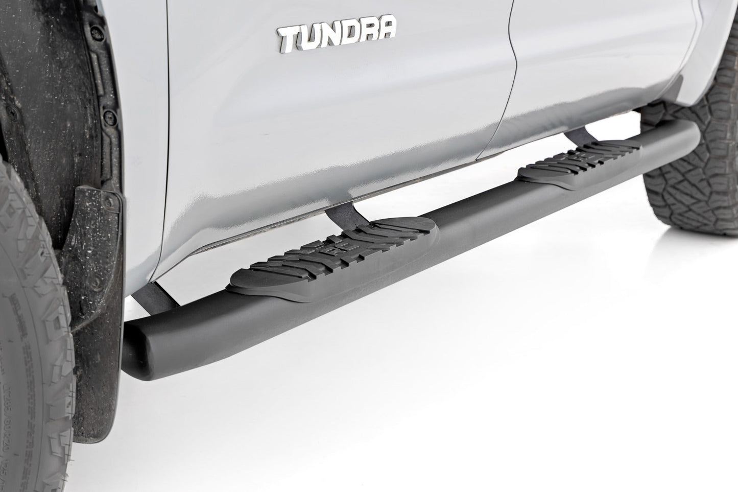 Rough Country (21009) Oval Nerf Step | Crew Cab | Black | Toyota Tundra 2WD/4WD (07-21)