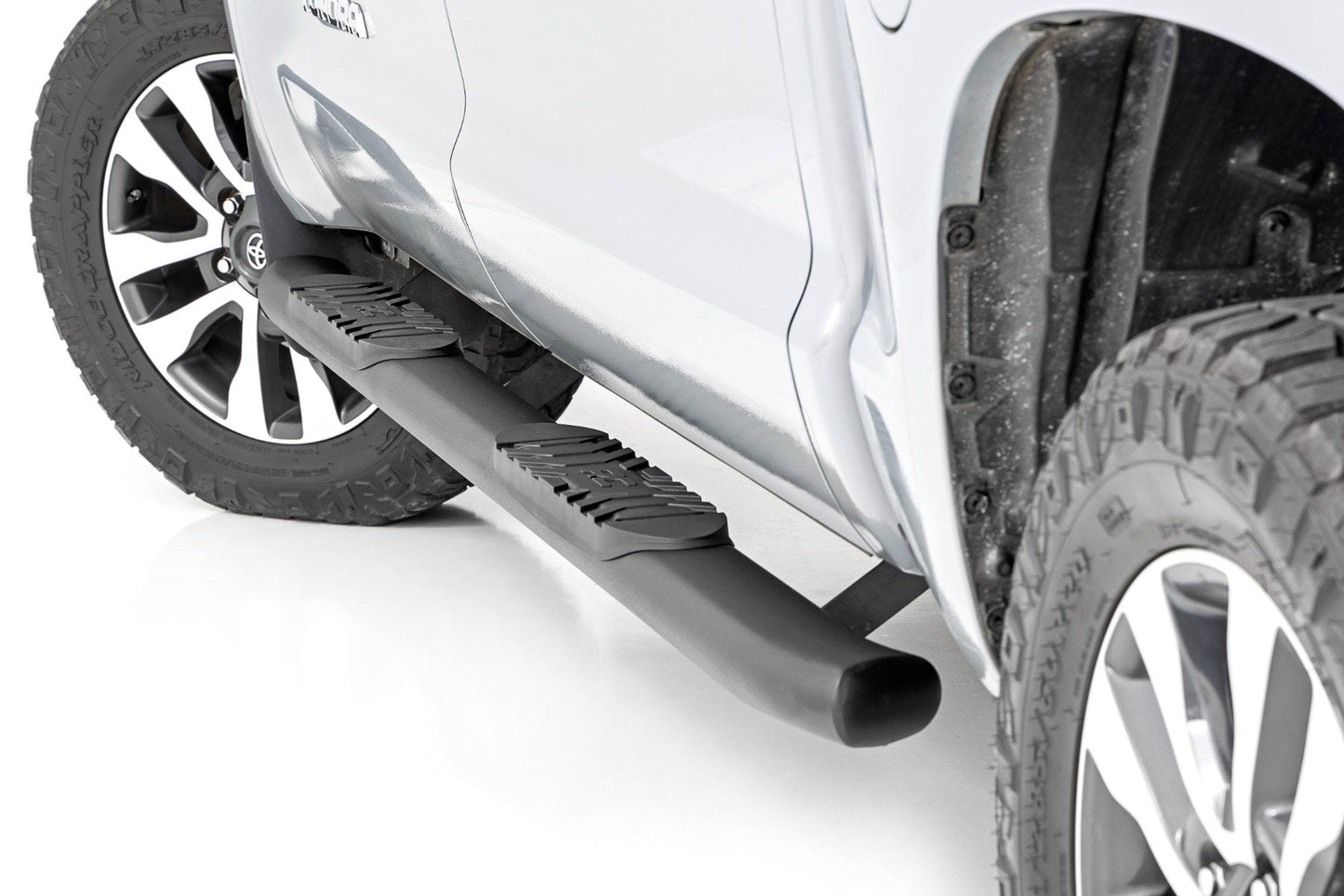 Rough Country (21009) Oval Nerf Step | Crew Cab | Black | Toyota Tundra 2WD/4WD (07-21)