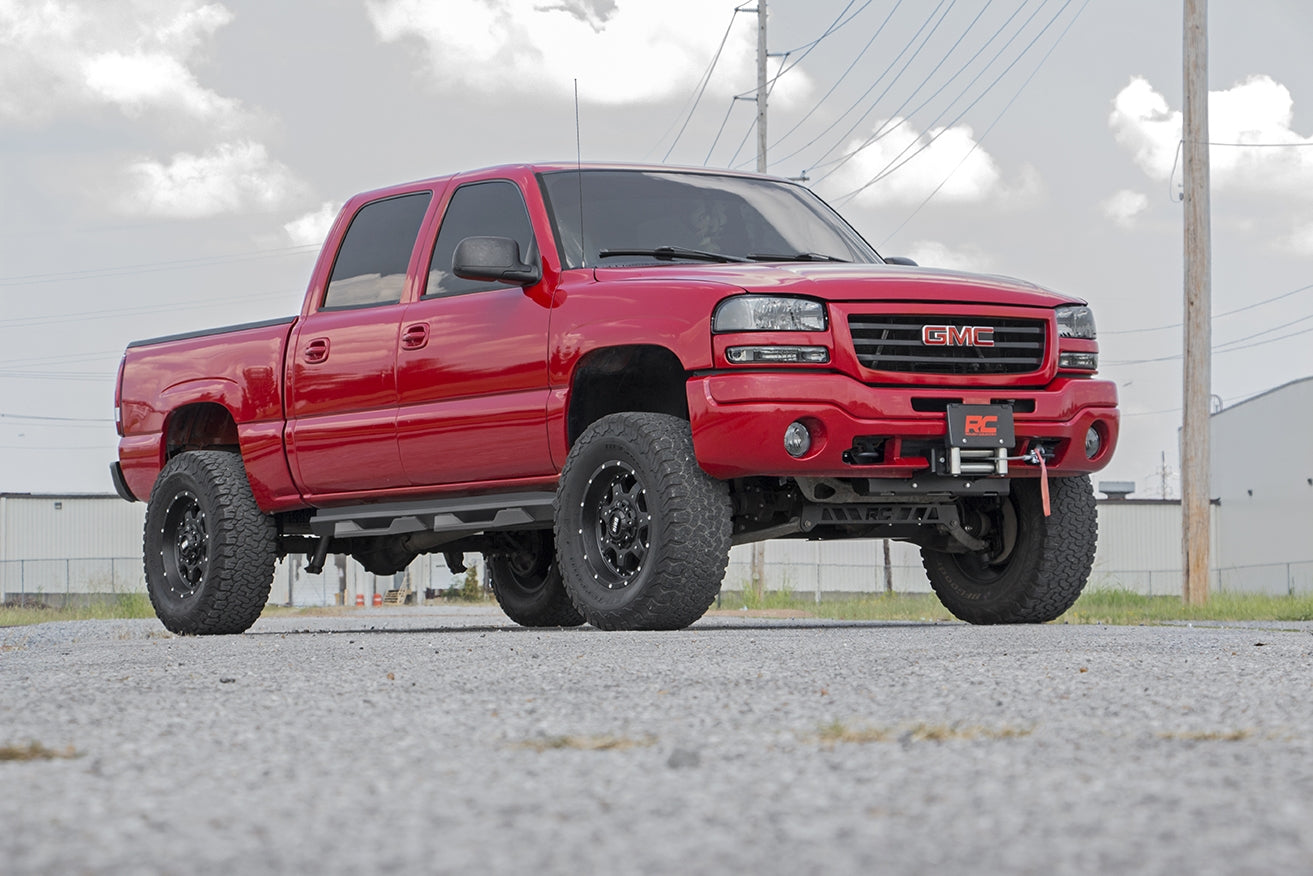 Rough Country (27220A) 6 Inch Lift Kit | Chevy Silverado & GMC Sierra 1500 4WD (1999-2006 & Classic)