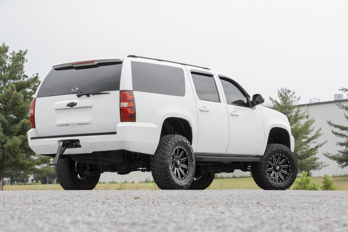Rough Country (28701) 7 Inch Lift Kit | N3 Struts | Chevy/GMC SUV 1500 2WD/4WD (07-14)