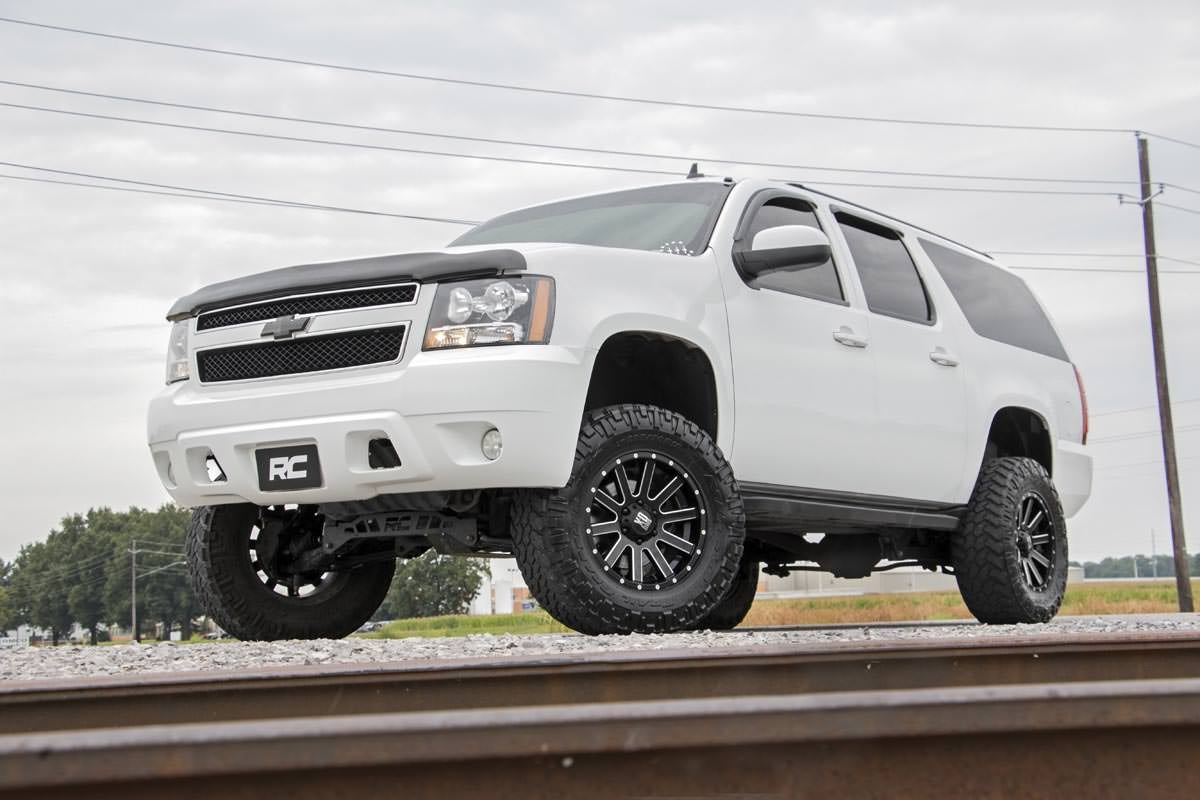 Rough Country (28701) 7 Inch Lift Kit | N3 Struts | Chevy/GMC SUV 1500 2WD/4WD (07-14)