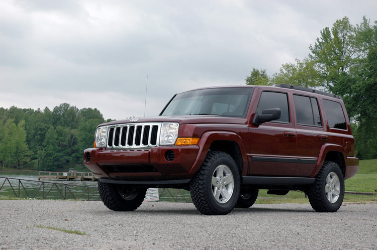 Rough Country (664) 2 Inch Lift Kit | Jeep Commander XK (06-10)/Grand Cherokee WK (05-10)