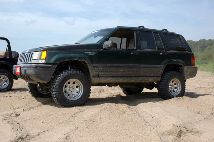 Rough Country (68820) 4 Inch Lift Kit | X-Series | Jeep Grand Cherokee ZJ 4WD (1993-1998)