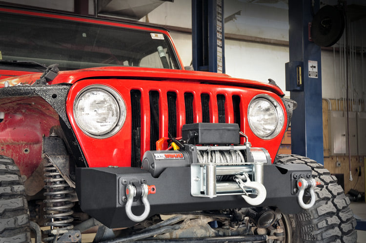 Rough Country (1058) D Ring Shackles and Mounts | TJ Stubby | XJ Winch | Jeep Cherokee XJ (84-01)/Wrangler TJ (97-06)