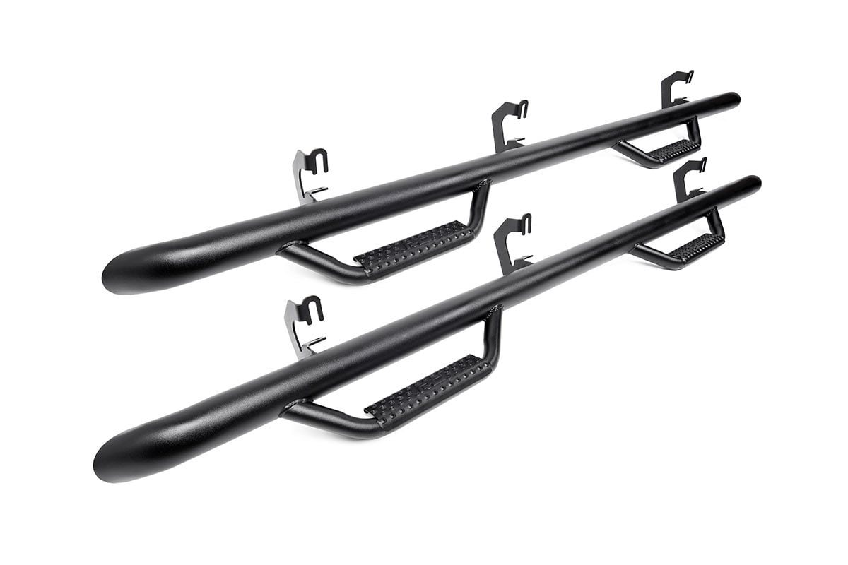 Rough Country (RCF9984CC) Nerf Steps | Cab Length | Crew Cab | Ford F-250/F-350 Super Duty (99-16)