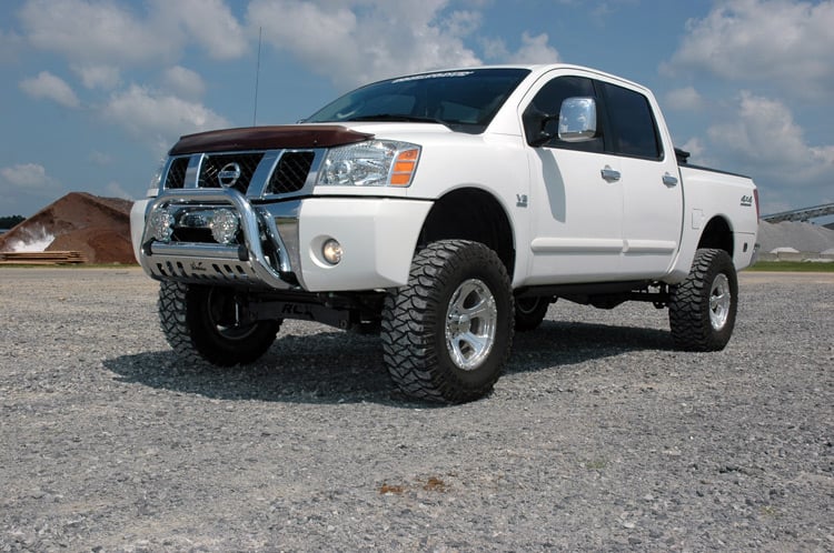 Rough Country (875.23) 6 Inch Lift Kit | N3 Struts | Nissan Titan 2WD/4WD (2004-2015)