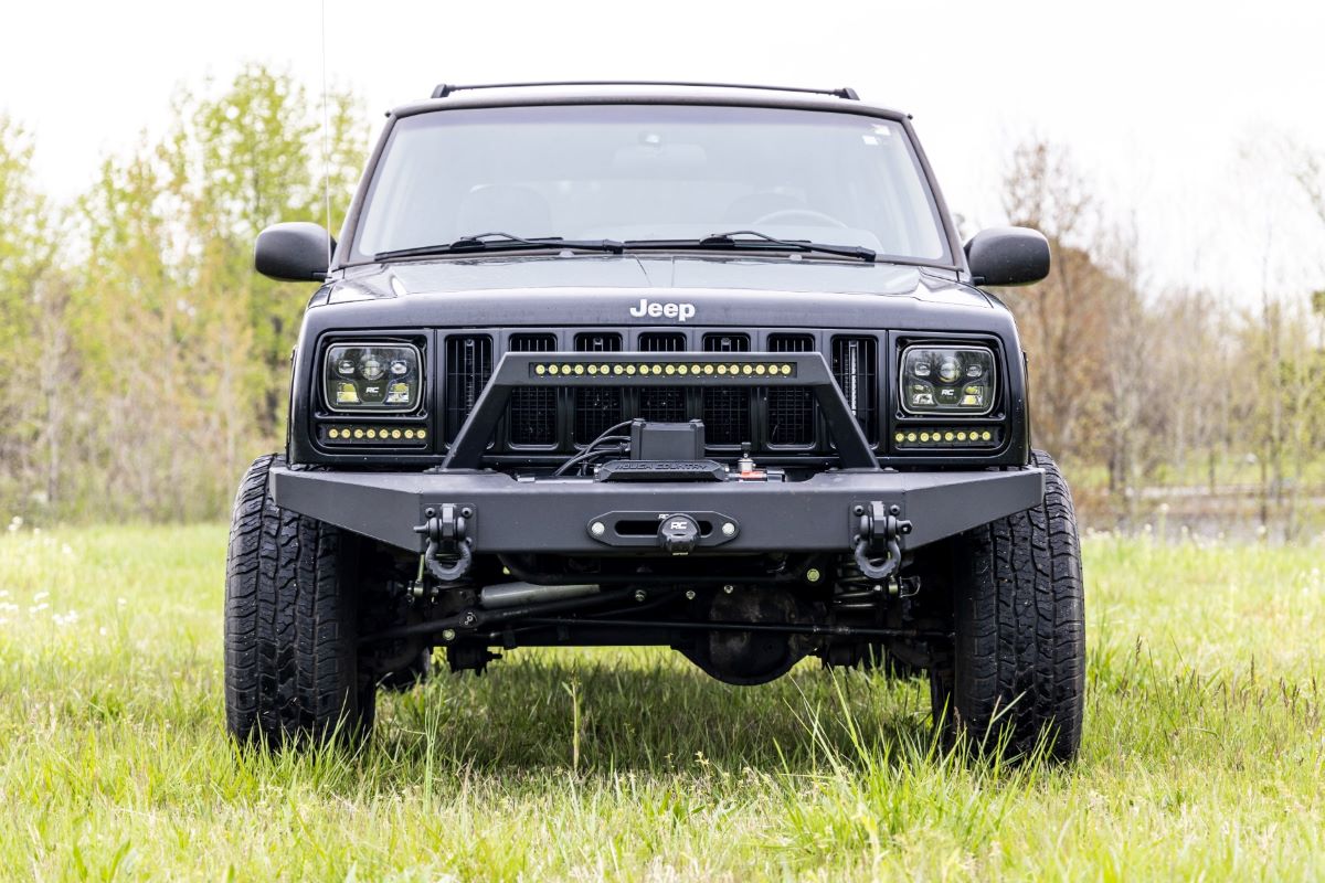Rough Country (630N2) 3 Inch Lift Kit | RR Springs | Jeep Cherokee XJ 2WD/4WD (1984-2001)