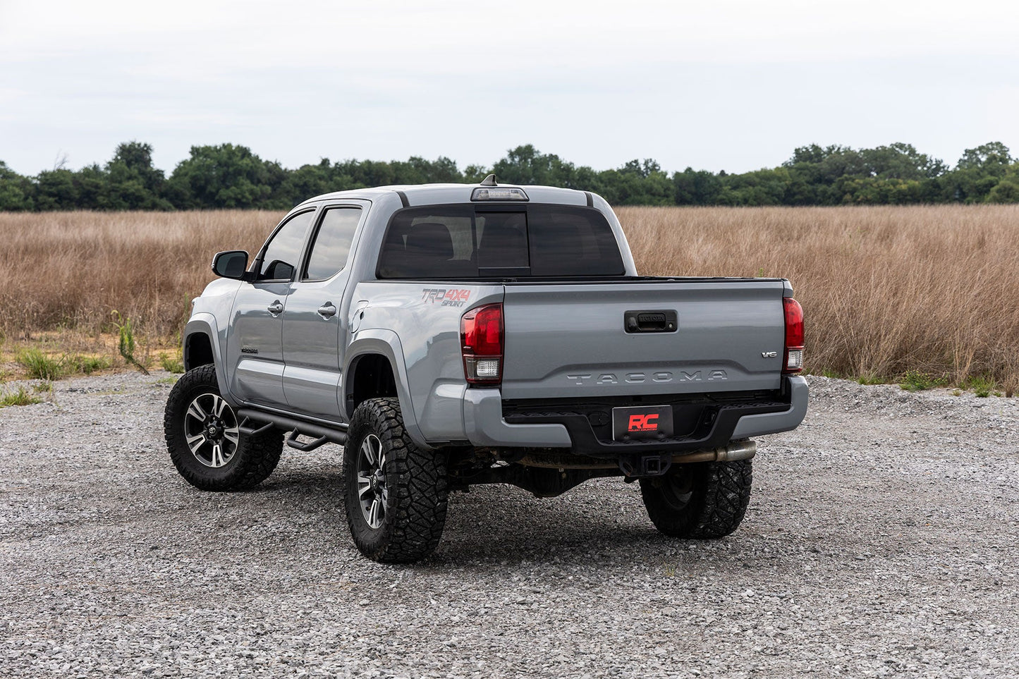 Rough Country (RCT0580CCA) Nerf Steps | Cab Length | Crew Cab | 5' Bed | Toyota Tacoma (05-23)