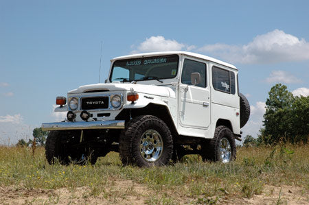 Rough Country (73530) 4 Inch Lift Kit | Toyota Land Cruiser FJ40 4WD (1964-1980)
