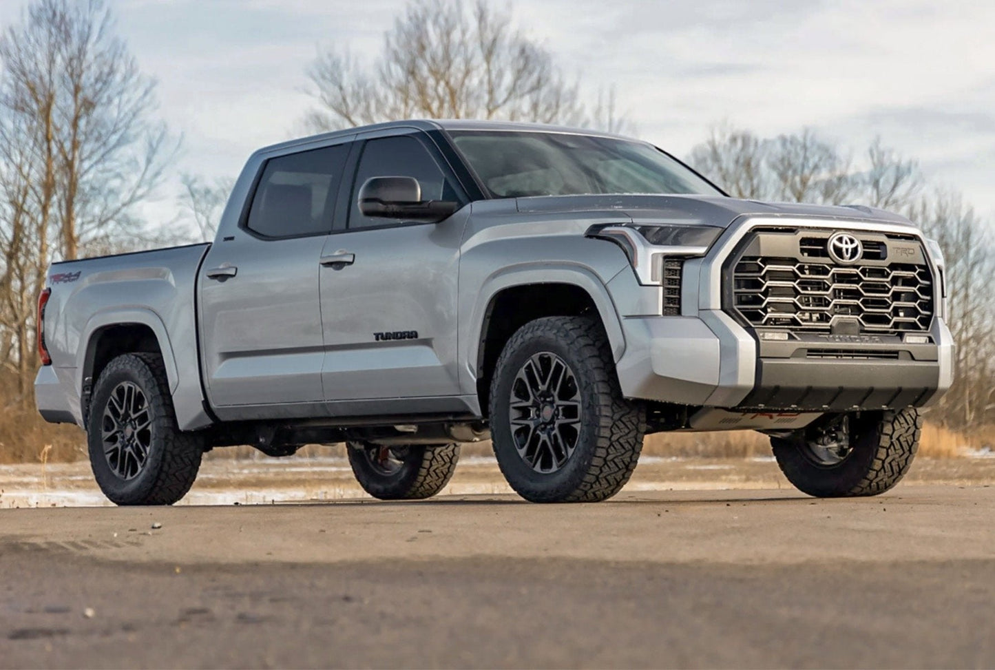 Rough Country (501148) 2 Inch Leveling Kit | Loaded Strut | Toyota Tundra 4WD (2022-2024)