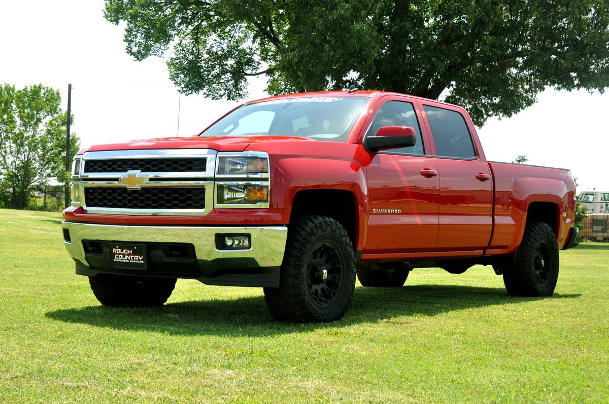 Rough Country (1307) 2 Inch Leveling Kit | Chevy/GMC 1500 Truck (07-18) / SUV (07-20)