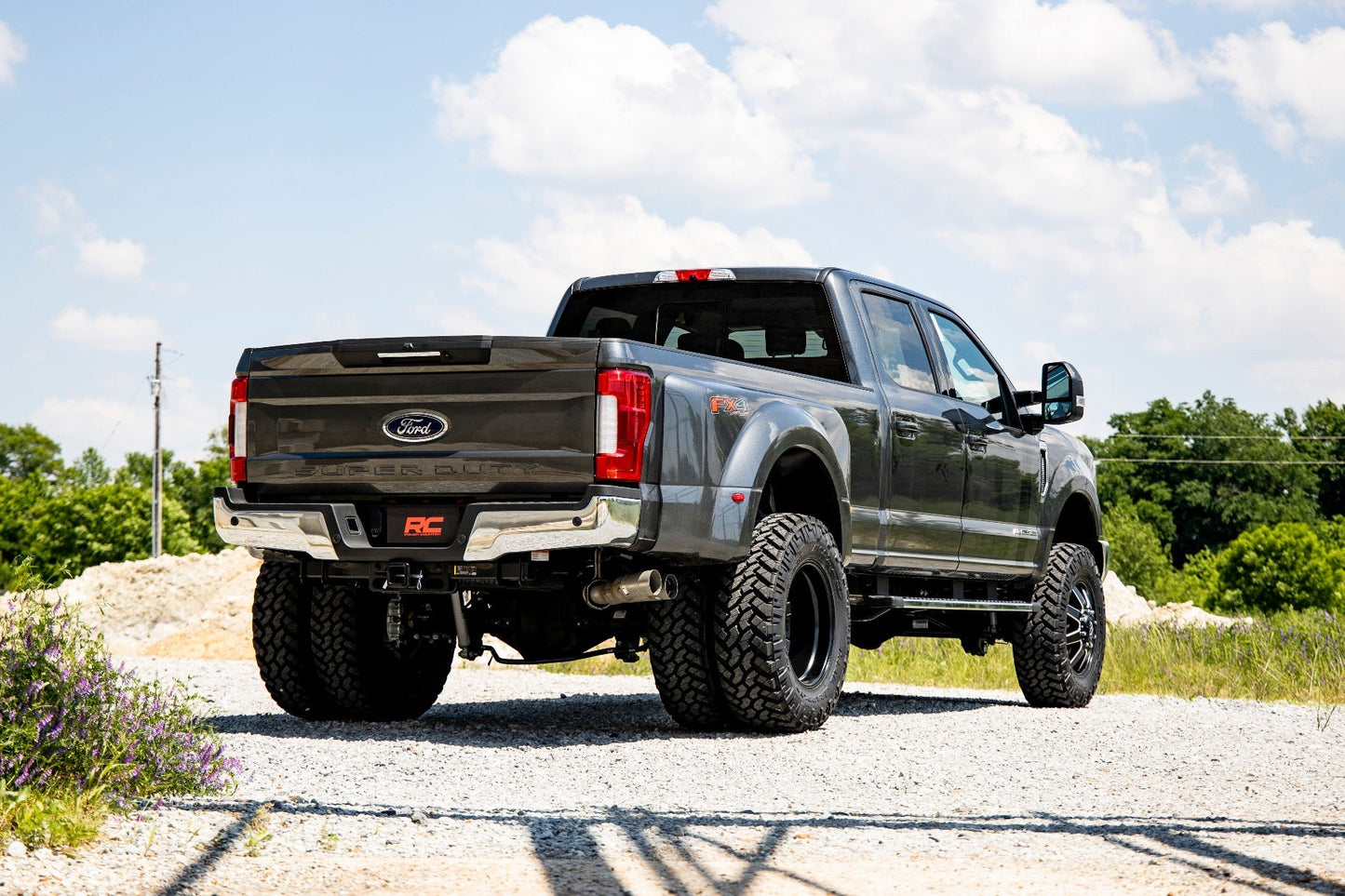 Rough Country (55950) 4.5 Inch Lift Kit | Dually| Vertex | Ford F-350 Super Duty (17-22)