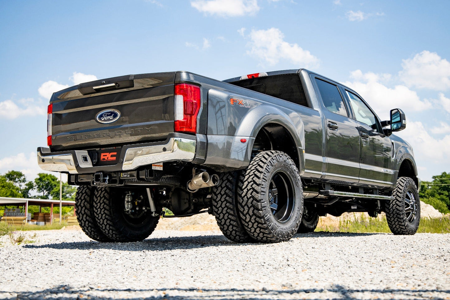 Rough Country (55950) 4.5 Inch Lift Kit | Dually| Vertex | Ford F-350 Super Duty (17-22)