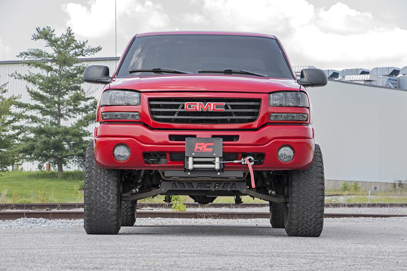 Rough Country (27220A) 6 Inch Lift Kit | Chevy Silverado & GMC Sierra 1500 4WD (1999-2006 & Classic)