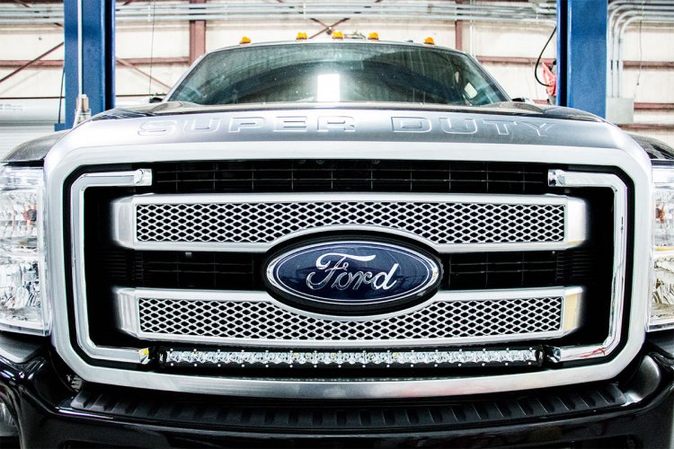 Rough Country (70531) LED Light Kit | Grill Mount | 30" Chrome Single Row | Ford F-250/F-350 Super Duty (11-16)