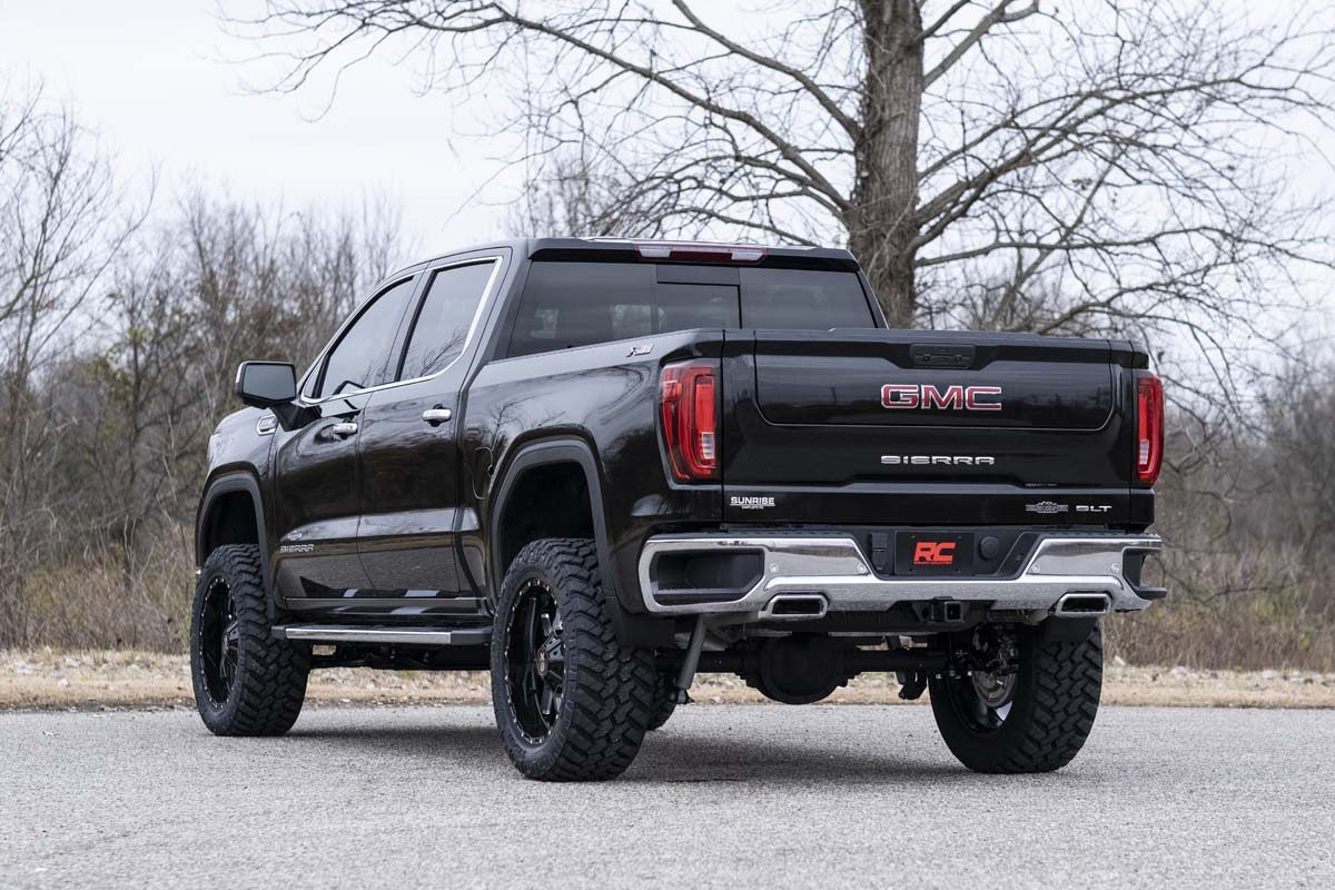 Rough Country (22957) 6 Inch Lift Kit | Vertex/V2 | GMC Sierra 1500 2WD/4WD (2019-2024)
